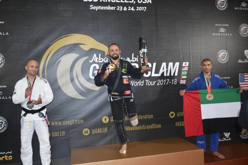 Trirriense conquista pódio em campeonato mundial de jiu-jitsu, em Abu Dhabi